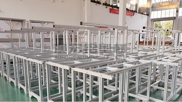 還在使用銹跡斑斑的鐵框架嗎？ —澳宏鋁業告訴你鋁型材不一樣的優點